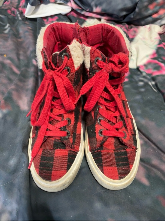 Blowfish Shoes - Blowfish Red and Black Plaid High-Top Sneakers